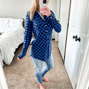 Aerie Black/Blue Buffalo Plaid Long Flannel Size XS